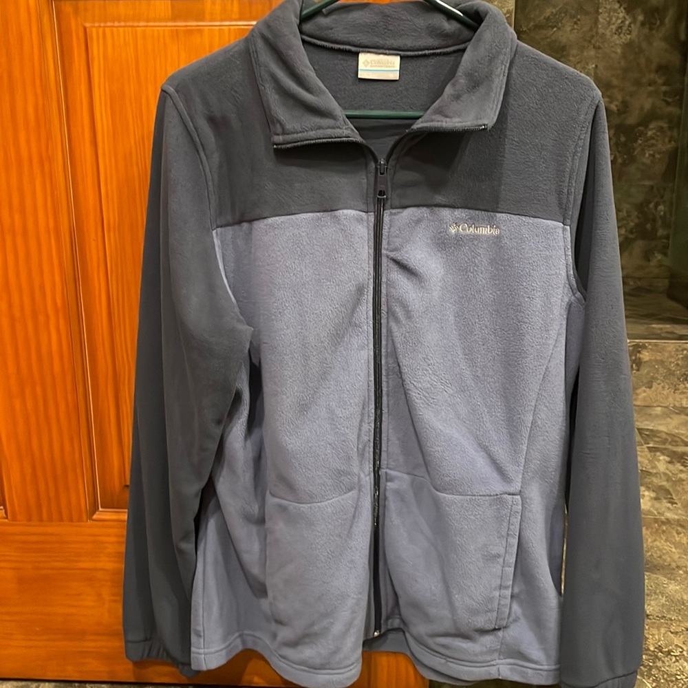 Womens two tone blue zip up fleece Columbia jacket size XL
